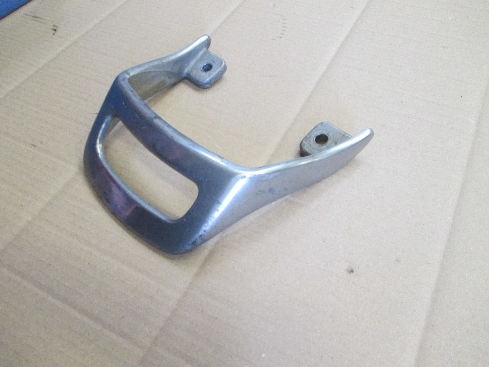 Poignée arrière pour Yamaha 750 FZX - 2JE - 4AM