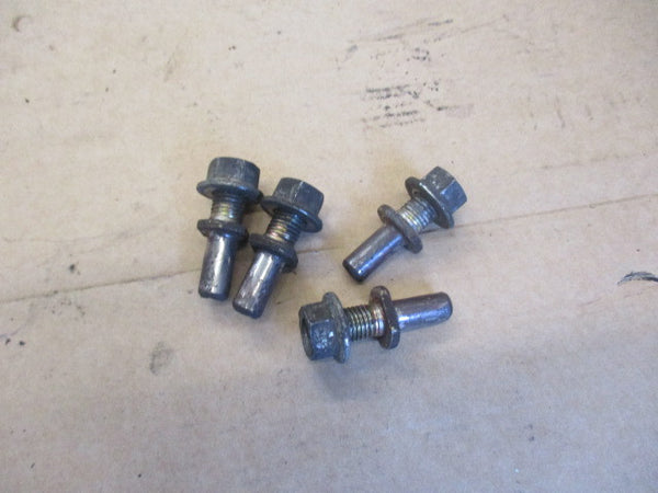 Vis de fixation couronne arrière pour Honda 125 NX Transcity - JD12