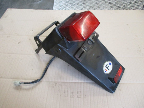 Bavette + feu arrière pour Suzuki 650 DR RS SE - SP42A - SP43A
