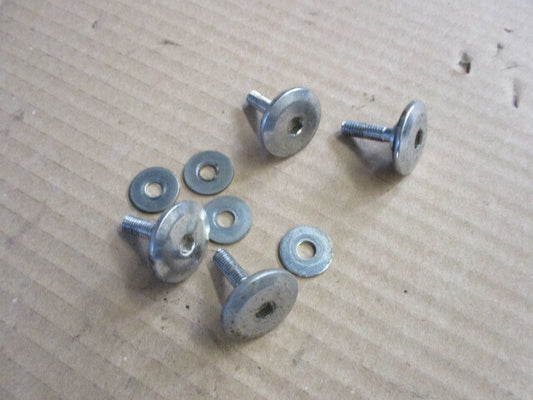 Vis de fixation des caches culasses pour Honda 125 XLV Varadéro - JC32