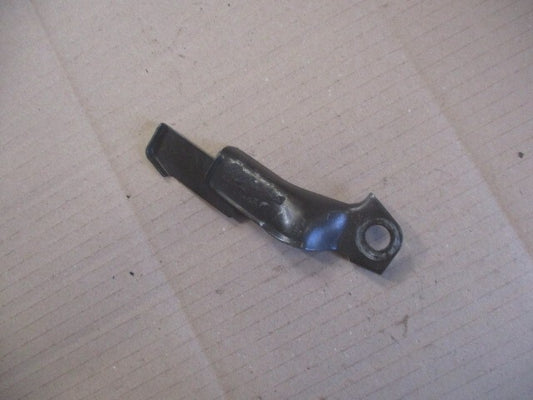 Patte protection tuyau d'huile Yamaha 600 XT Ténéré  34L 55W  1VJ  2KF 43F 3AJ