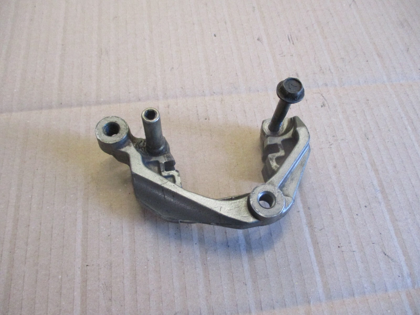 Support étrier avant pour Yamaha 600 XT - 2KF