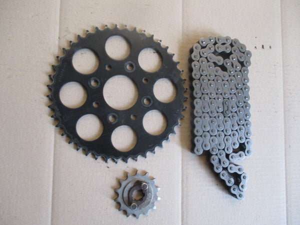 Kit chaîne pour Honda 125 XLV Varadéro - JC32