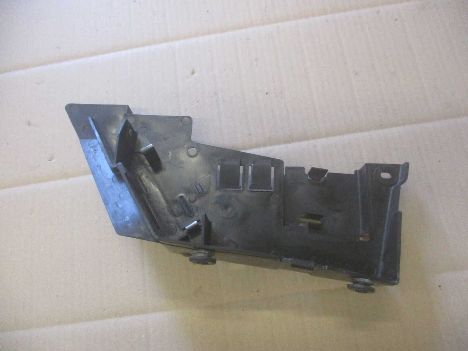 Support batterie pour Yamaha 125 TW - DE01 - DE054