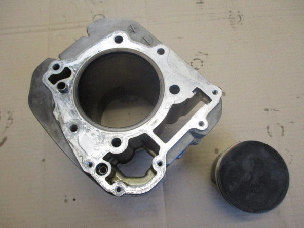 Cylindre / piston pour Suzuki 800 DR - SR43A