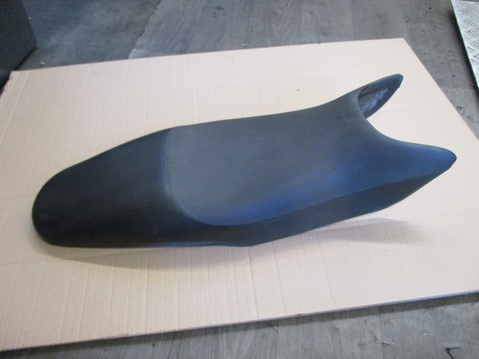 Selle pour Honda 125 CLR - JD18A