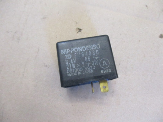 Centrale clignotants 6 volts pour Yamaha 125 DTLC - 10V