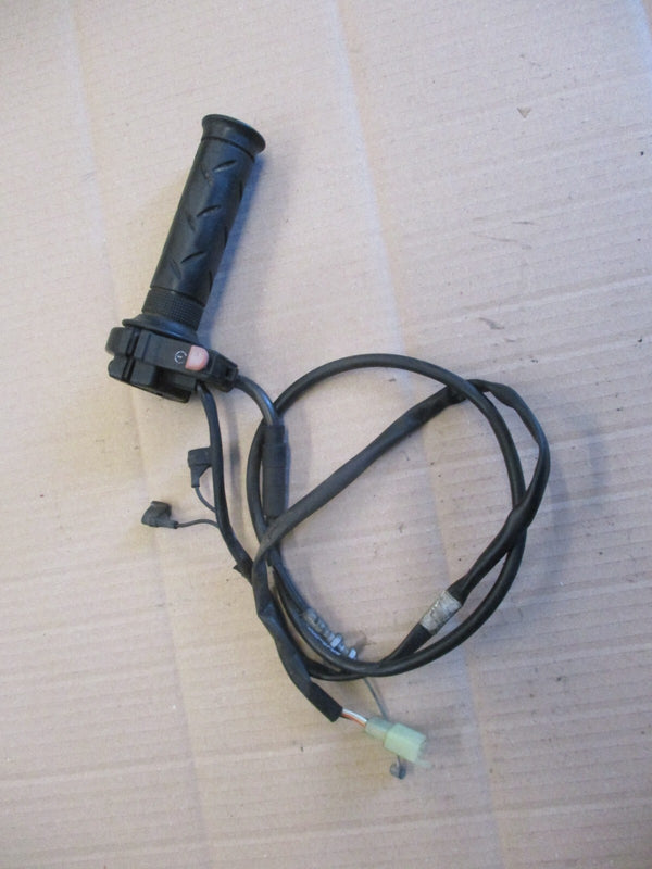 Poignée d'accélérateur + cable pour Honda 125 CBR - JC34