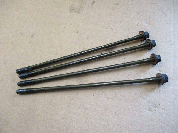 Axes de fixation culasse pour Yamaha 125 TW - DE01 - DE054