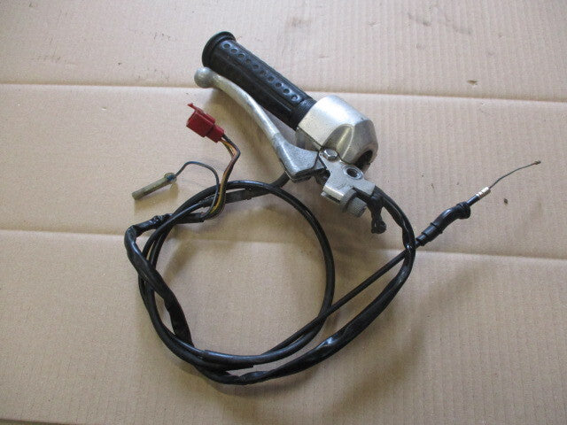 Poignée d'accélérateur et frein avant+ cable + cocotte droite Honda 125 CM JC05
