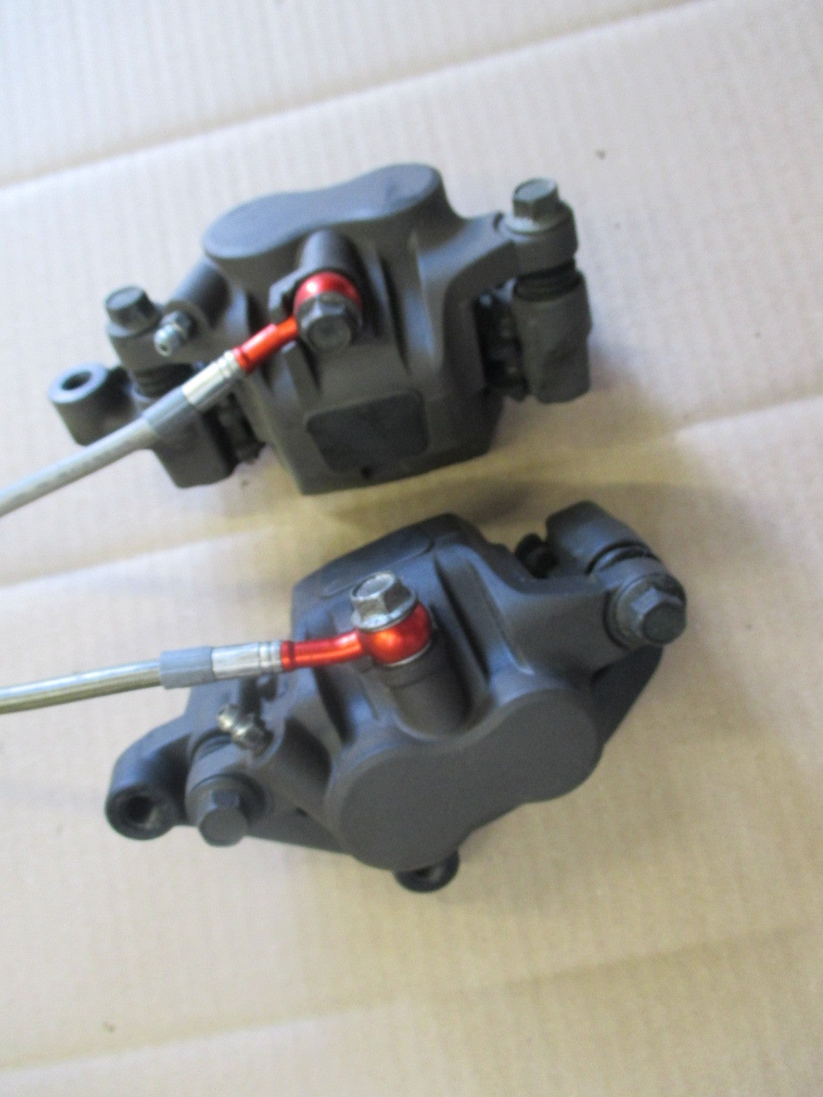 Ensemble étriers frein avant double piston + durites  Yamaha 750 FZX - 2JE - 4AM