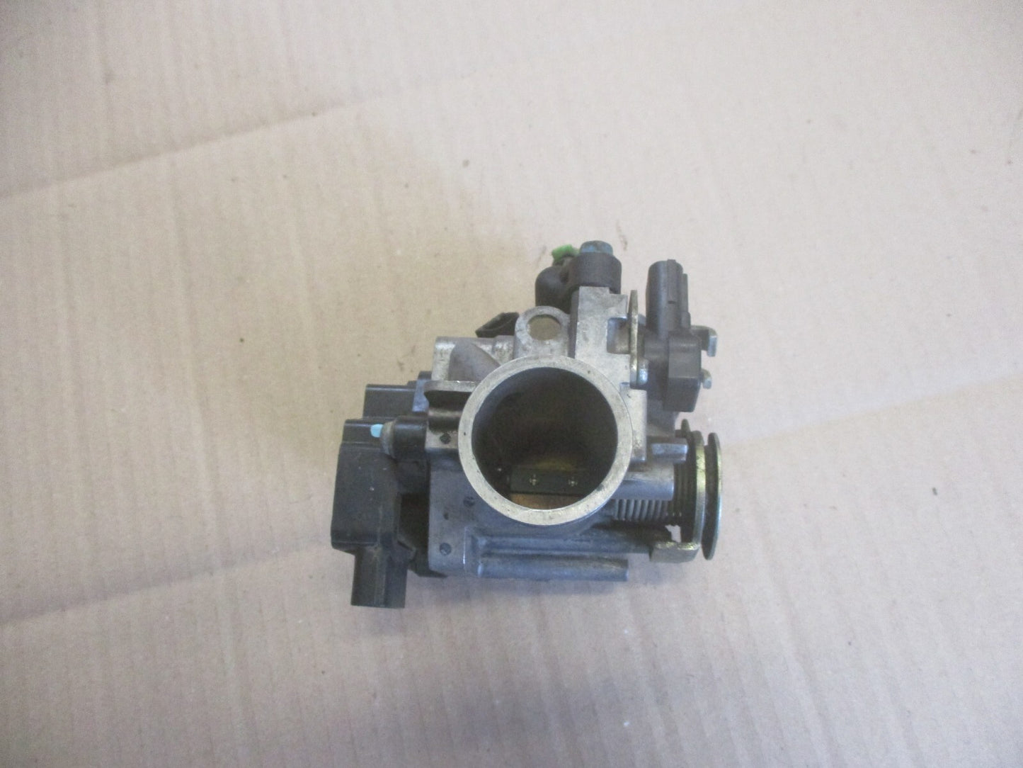 Corps papillon d'injection pour Honda 125 CBF - JC40A