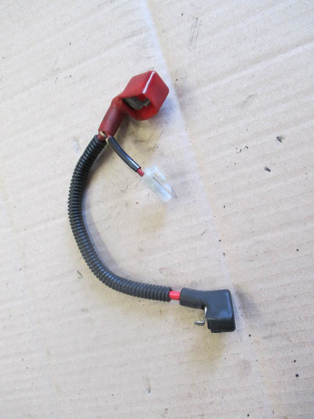 Cable positif de batterie pour Suzuki 125 GN - NF41A