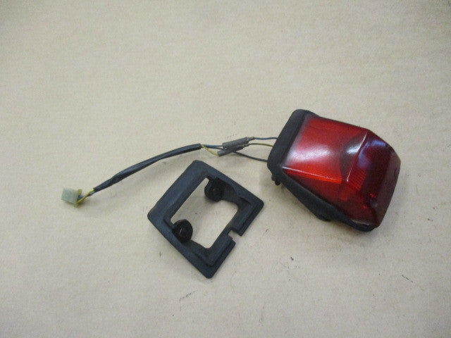 Feu arrière + joint pour Yamaha 600 XT - 2KF