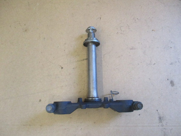 Té inférieur de fourche pour Yamaha 125 XT - 12V - 3YU