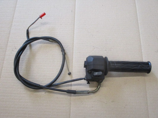 Poignée d'accélérateur + cable pour Yamaha 125 YBR - RE051 - Modèle injection