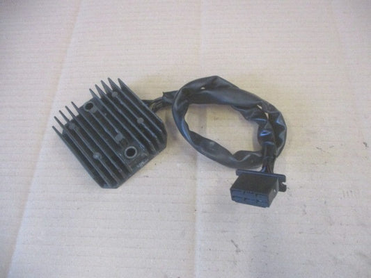 Régulateur pour Honda 125 CBR - JC39A