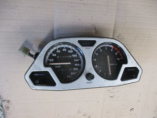 Bloc compteur - compte tours 91356 kms pour 750 XTZ - 3LD