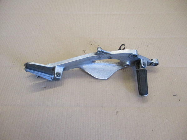 Platine cales pieds droite pour Yamaha 900 TDM - RN081 - 2002 / 2005