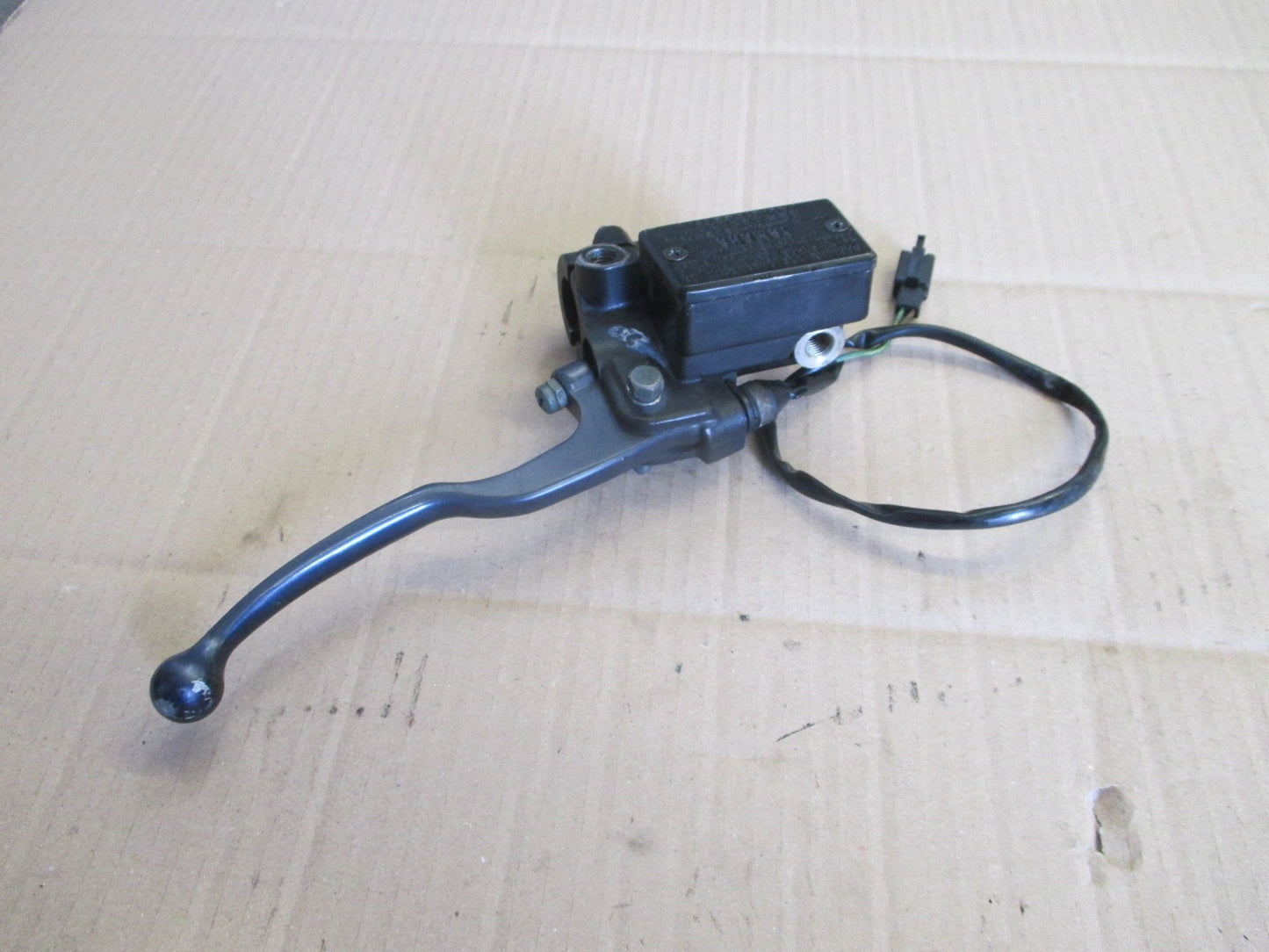 Maitre cylindre de frein avant pour Yamaha 600 XTE - 4PT - DJ02