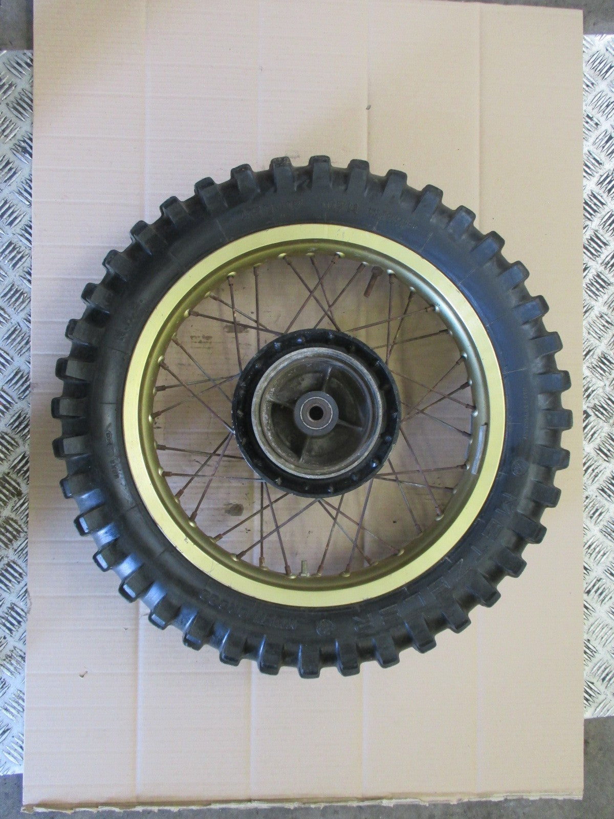 Roue arrière pour Honda 600 XLR - PD03 - Modèle Paris Dakar