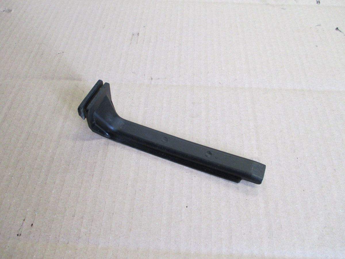 Cache fils sous garde boue arrière pour Honda 600 XLL - XLM - XLLM - PD04