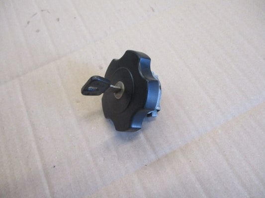 Bouchon essence à clé pour Yamaha 600 XTE - 3TB - 4PT - DJ02