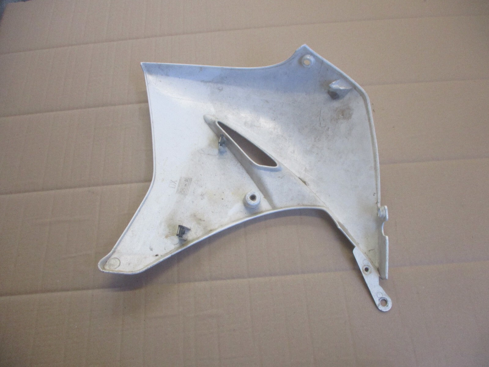 Flanc de réservoir droit pour Yamaha 125 XTX - XTR