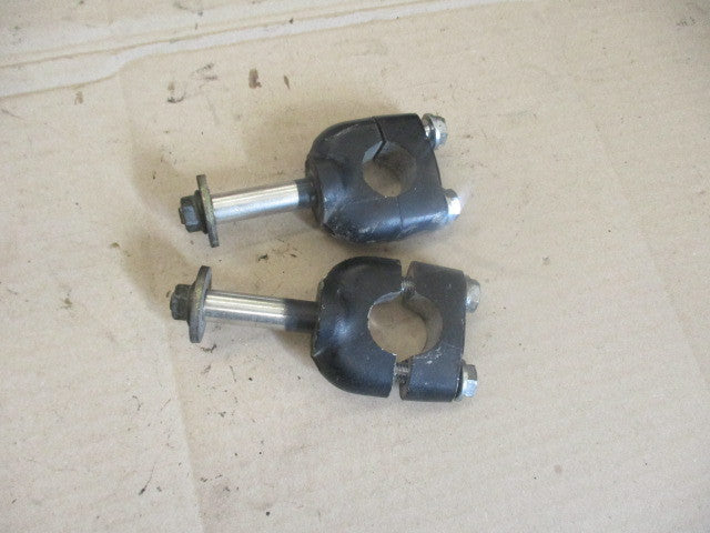 Pontets de guidon pour Honda 200 XLR - MD06