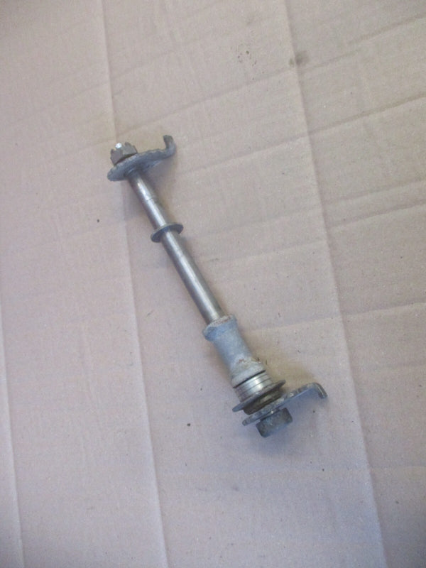 Axe de roue arrière pour Yamaha 125 TY