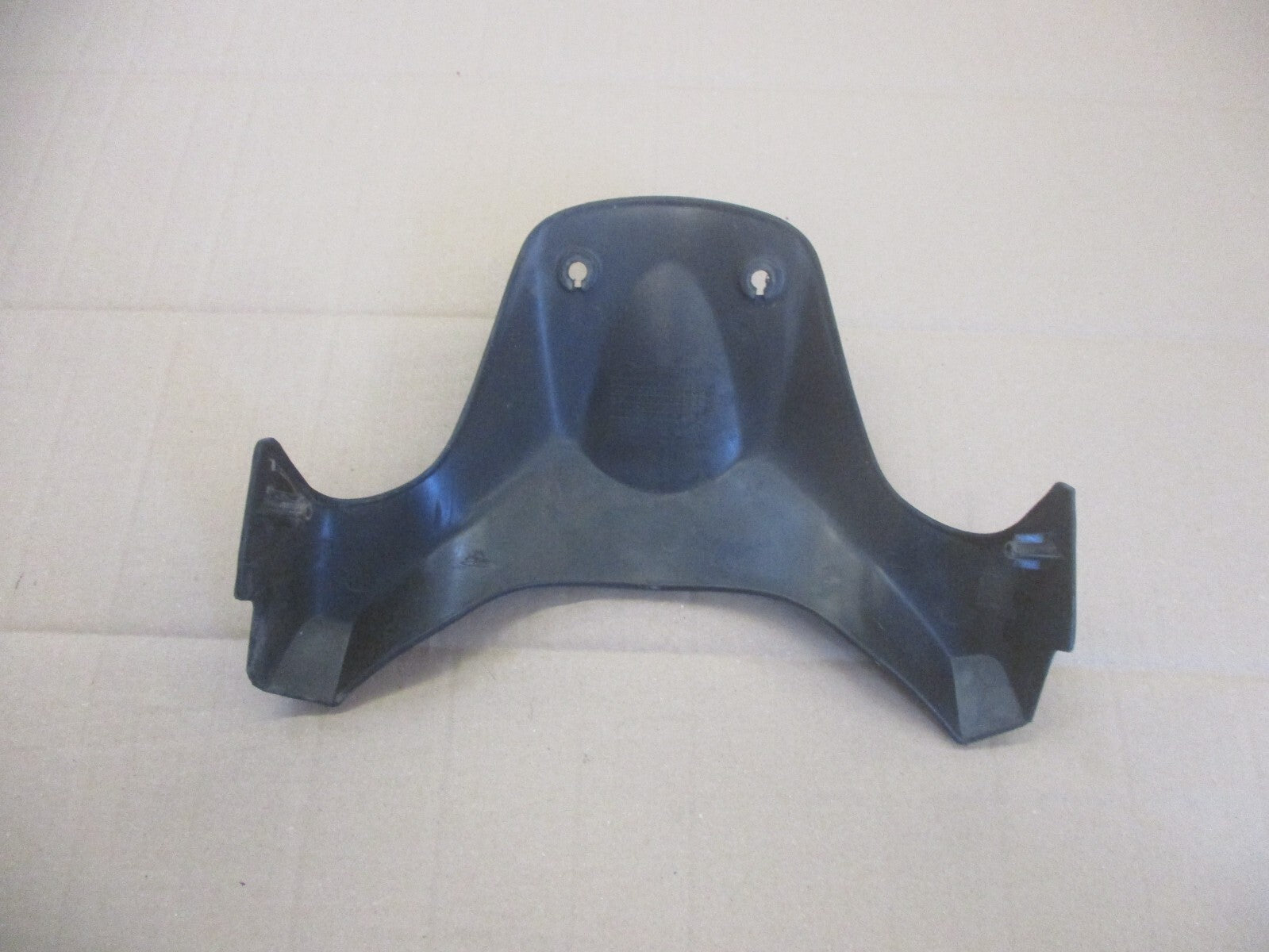 Cache avant de réservoir pour Honda 125 CBR - JC34