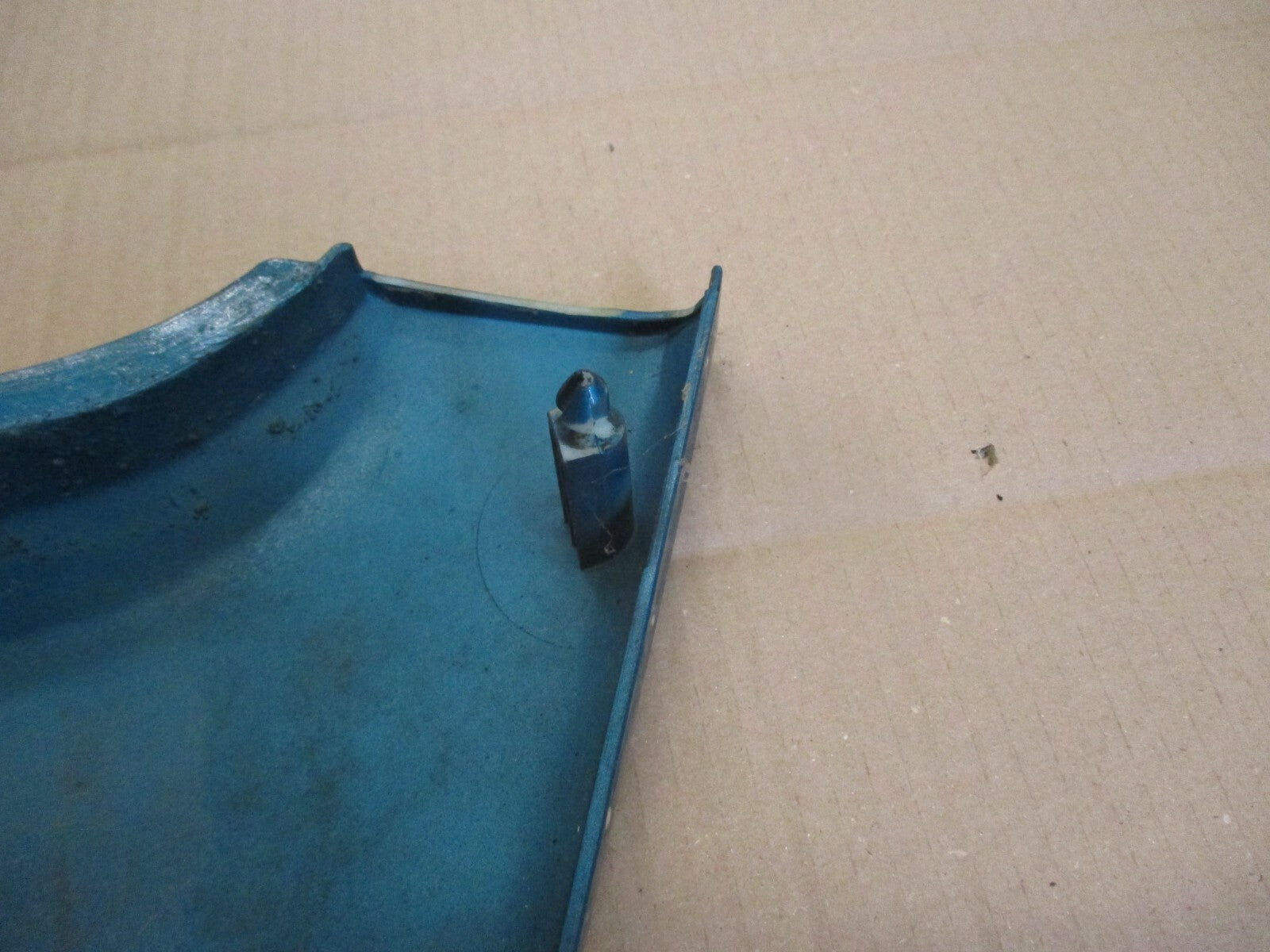 Cache latéral gauche pour Honda 125 NX Transcity - JD12