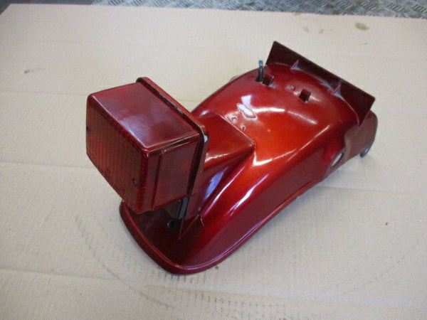 Garde boue arrière + feu pour Yamaha 125 SR - 10F