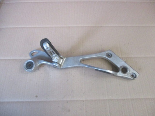Cale pied arrière droit pour Yamaha 850 TDM - 3VD - 4TX