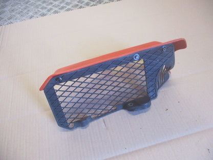 Ouie de réservoir droite + grille radiateur pour Honda 125 MTX - JD05 - JD07
