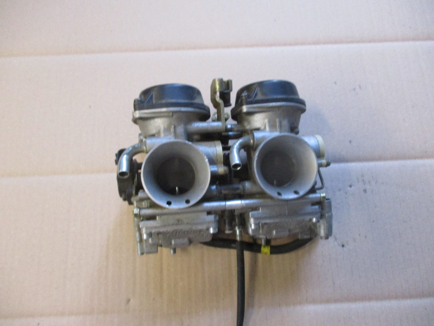Carburateur pour Yamaha 850 TDM - 4TX - 1996 / 1998