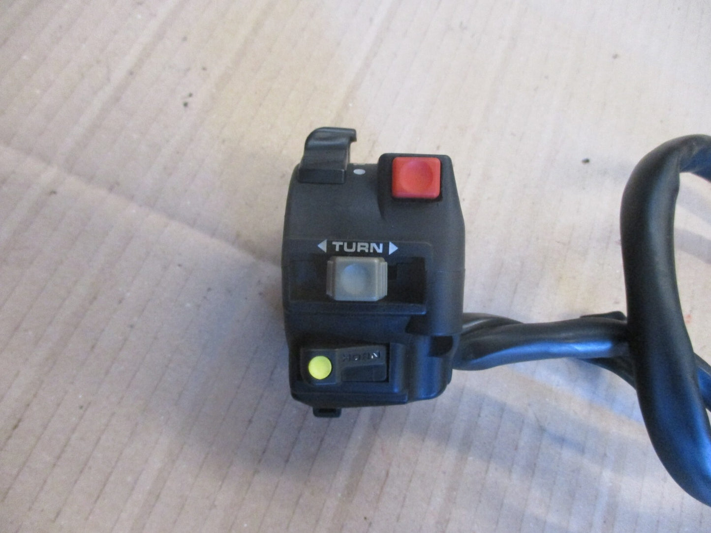 Commodo gauche pour Honda 650 NX Dominator - RD02