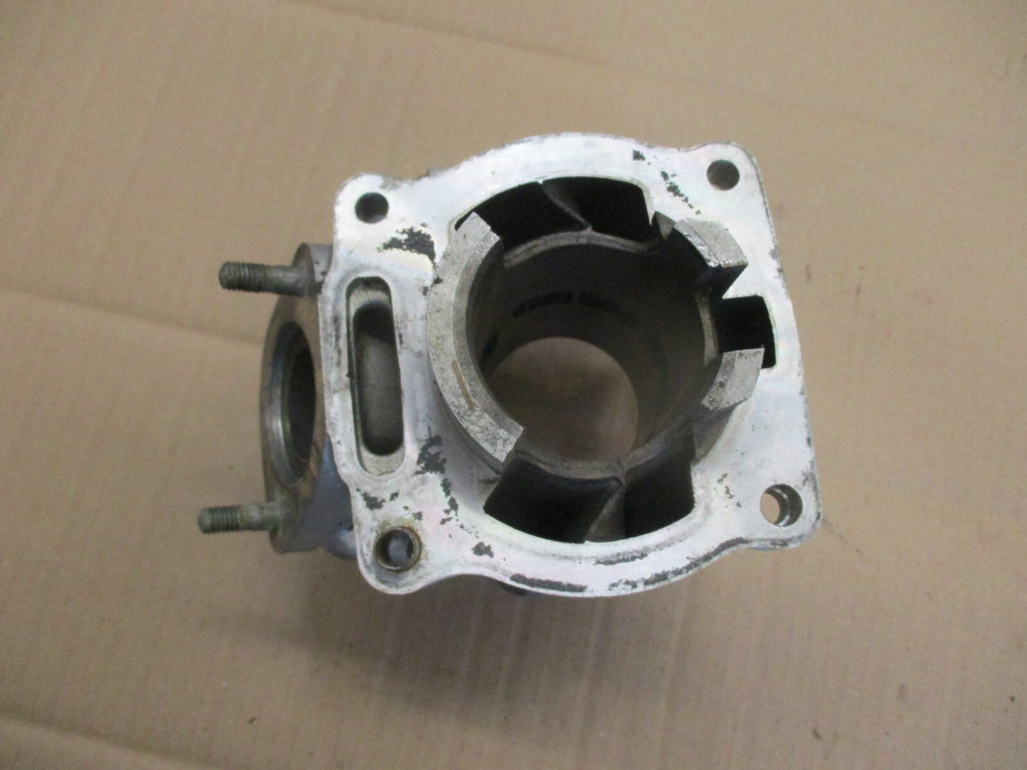 Cylindre cote 56 mm à réaléser pour Yamaha 125 DTR - DTRE