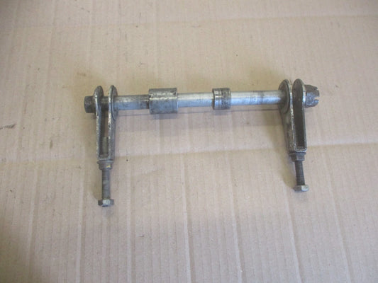 Axe de roue arrière pour Yamaha 125 TZR - 2RL