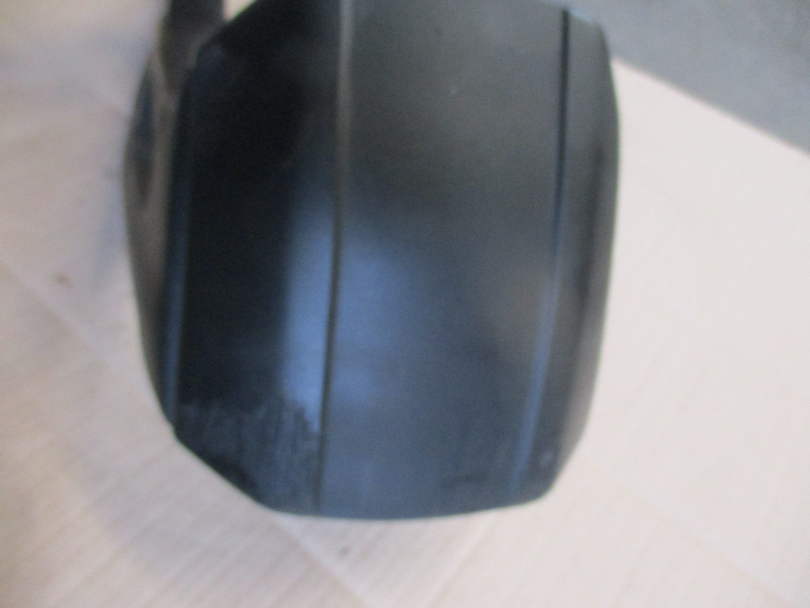 Protège chaîne passage de roue arrière pour Suzuki 650 XF Freewind
