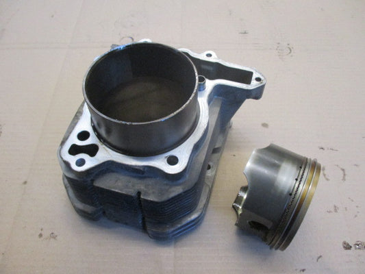 Cylindre / piston pour Suzuki 800 DR - SR43A