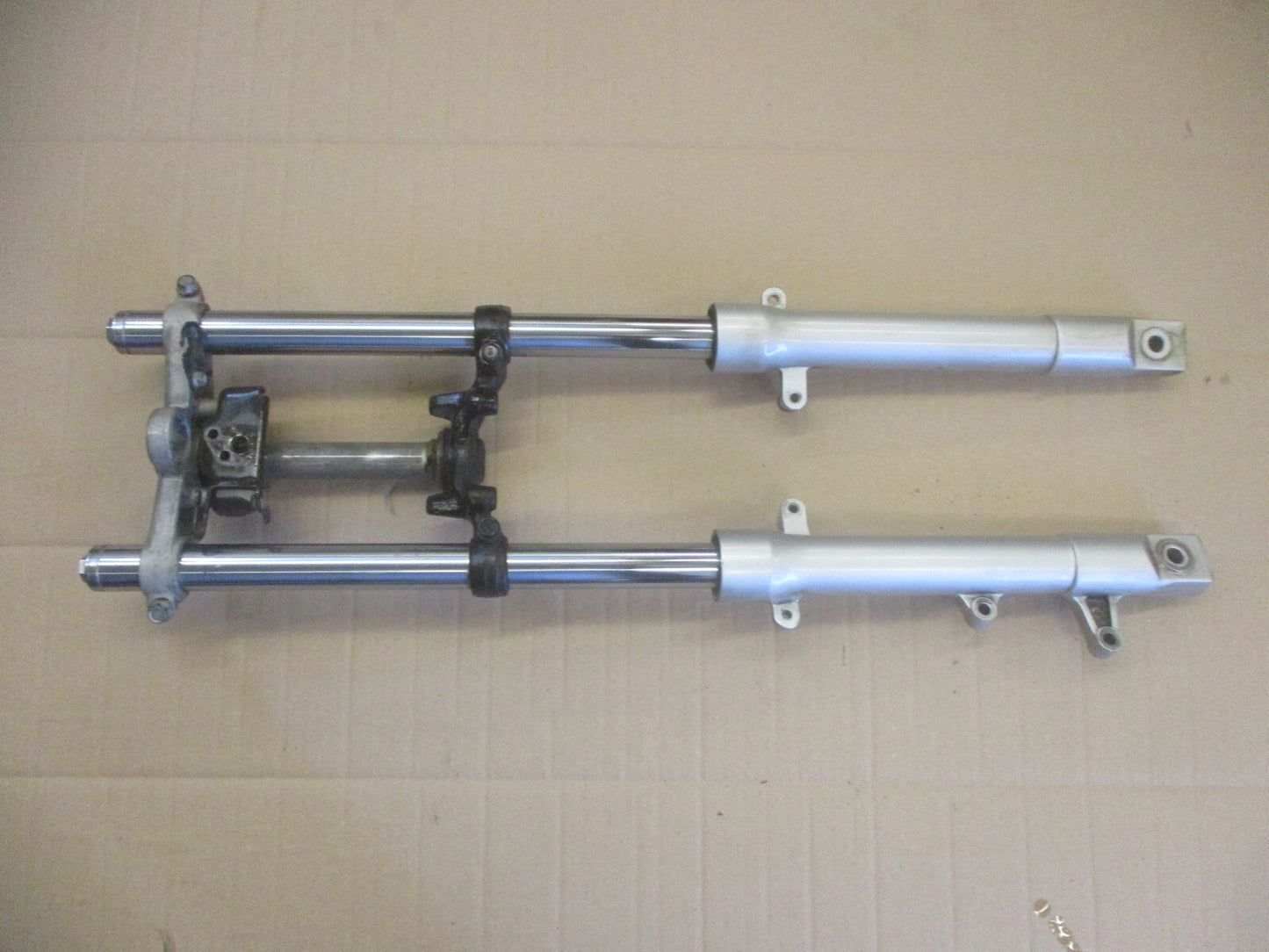 Fourche pour Honda 125 CBR - JC34