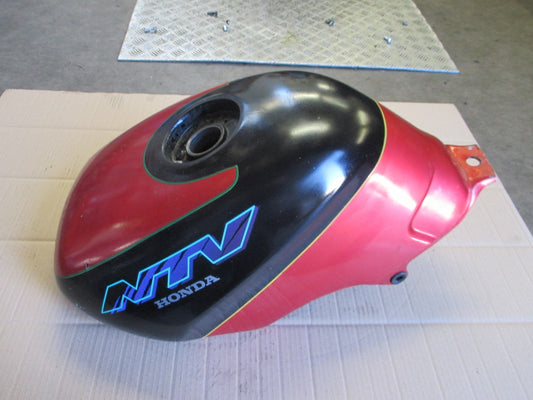 Réservoir d'essence pour Honda 650 NTV REVERE - RC33
