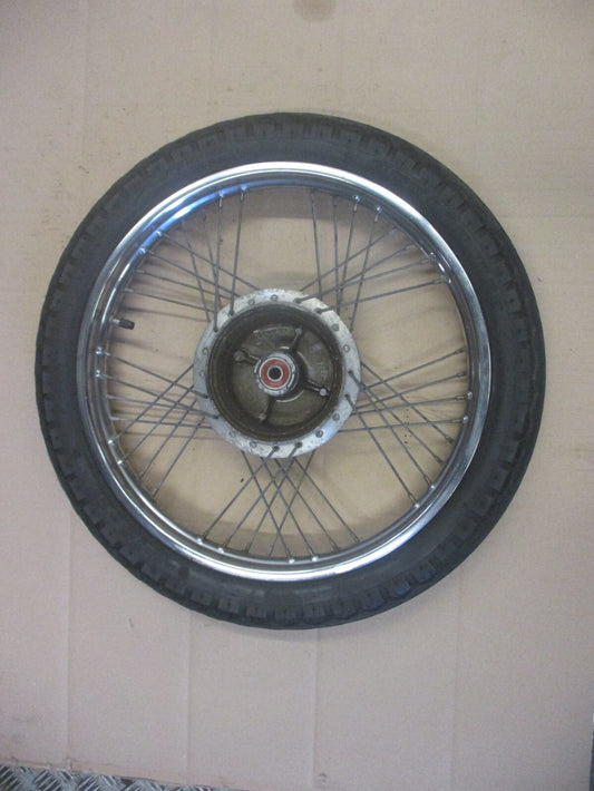 Roue avant à tambour avec pneu ayant peu roulé pour Yamaha 125 SR - 10F