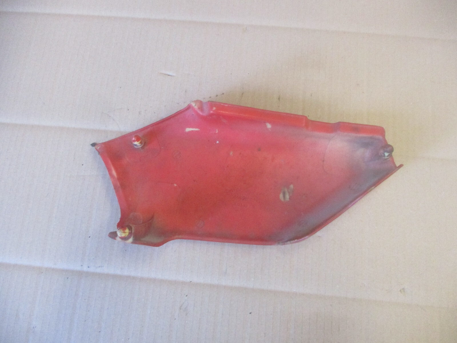 Cache latéral droit pour Honda 125 CBT - CB125T - 125 Twin