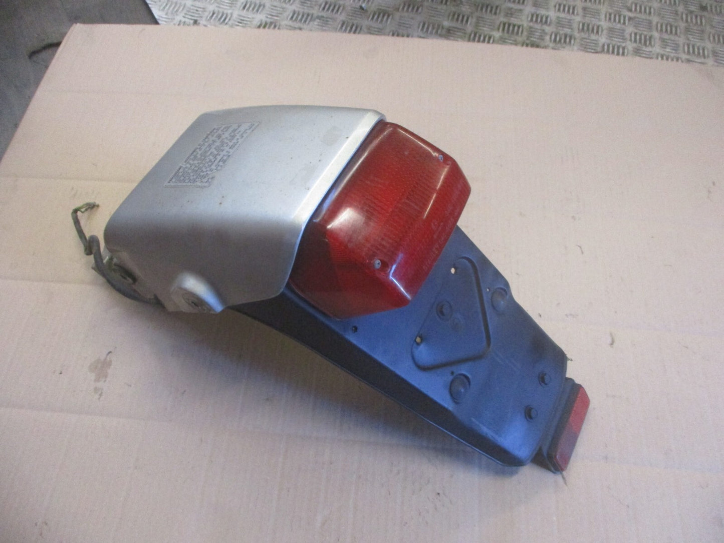Dosseret + bavette + feu arrière pour Honda 600 Transalp - PD06 - PD10
