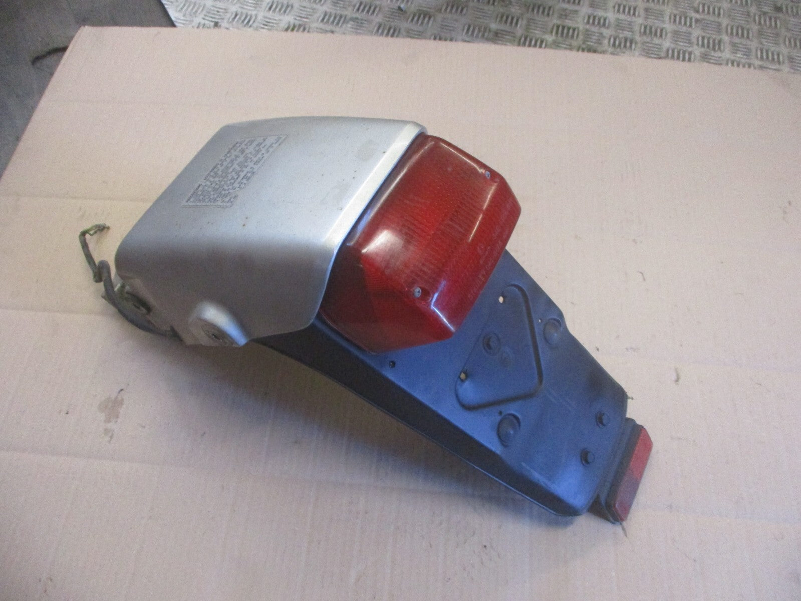 Dosseret + bavette + feu arrière pour Honda 600 Transalp - PD06 - PD10