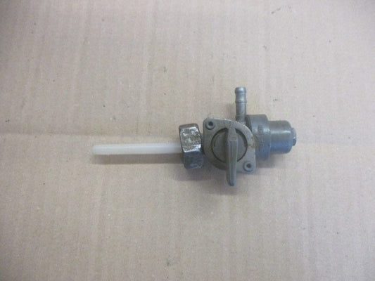 Robinet d'essence pour Honda 125 MTX - JD05 - JD07