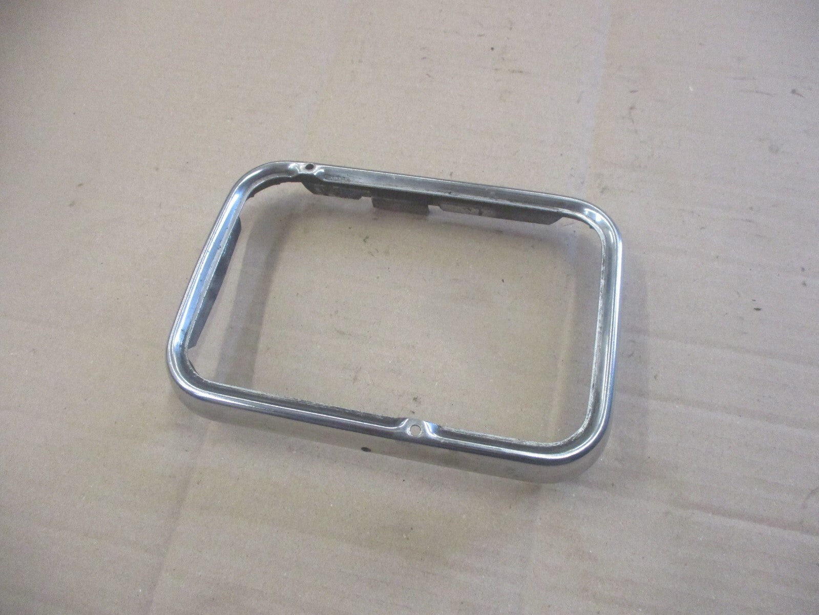 Cerclage de phare pour Yamaha 125 TZR - 2RL