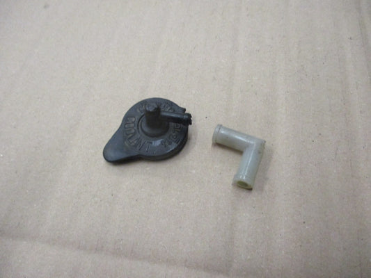 Bouchon + sortie vase d'expansion pour Honda 125 MTX - MTXR - TC02